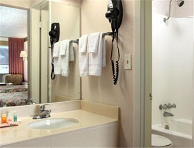 ไนต์ อินน์ - โรอาโนค เวอร์จิเนีย โรอาโนก ภายนอก รูปภาพ