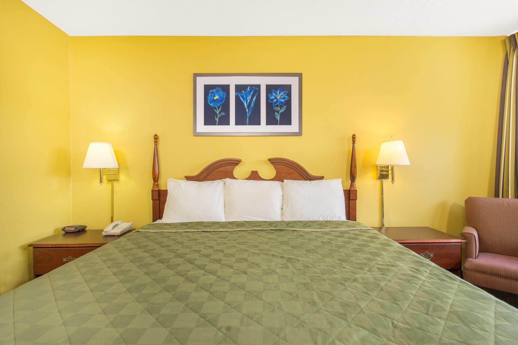 ไนต์ อินน์ - โรอาโนค เวอร์จิเนีย โรอาโนก ภายนอก รูปภาพ